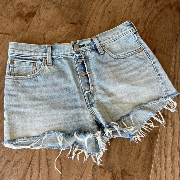 Levi's 501 Denim Cutoff Button Fly Shorts, Size 29 - Picture 1 of 8
